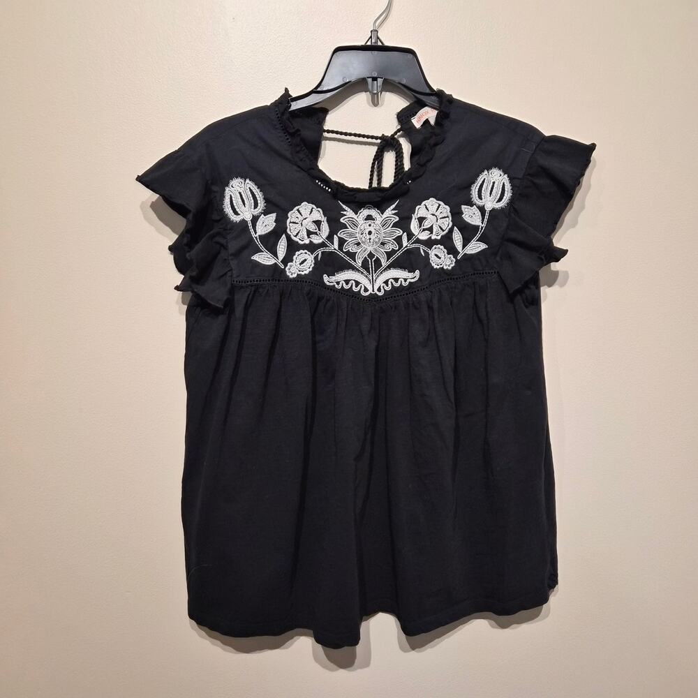Knox Rose Black and White Embroidered Short Sleeve Flutter Sleeve Medium